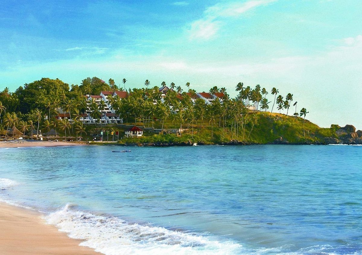 kovalam-beach Domestic Tour